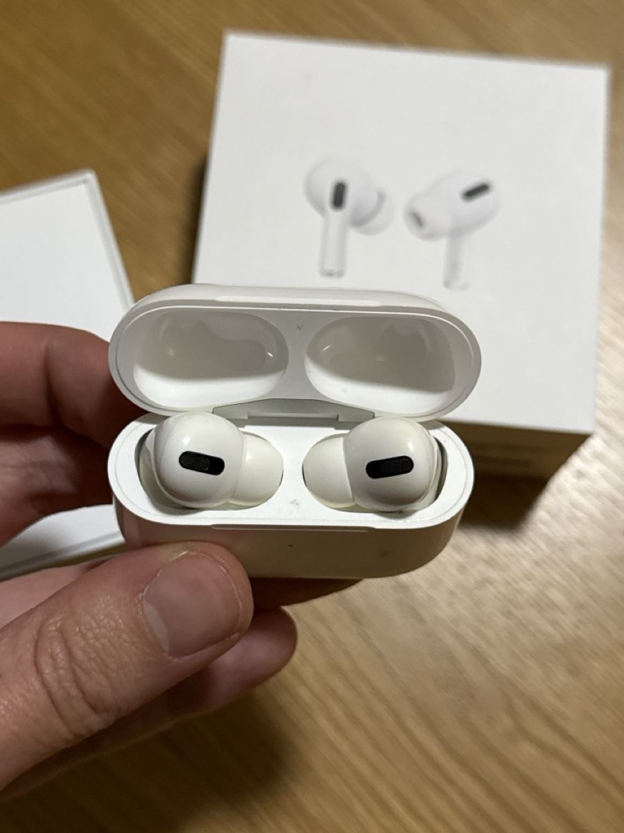 Apple Cuffie: AirPods Pro (1. Generation) – Usato da Reinach AG venduto da Azrael702 2