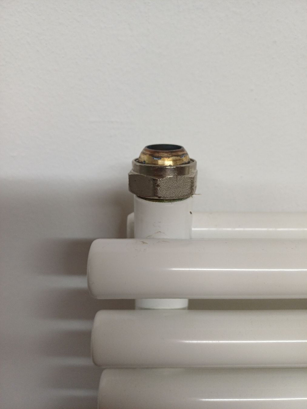 Portasciugamani: Handtuch Radiator – Usato da Aetingen venduto da aendu-xjr 1