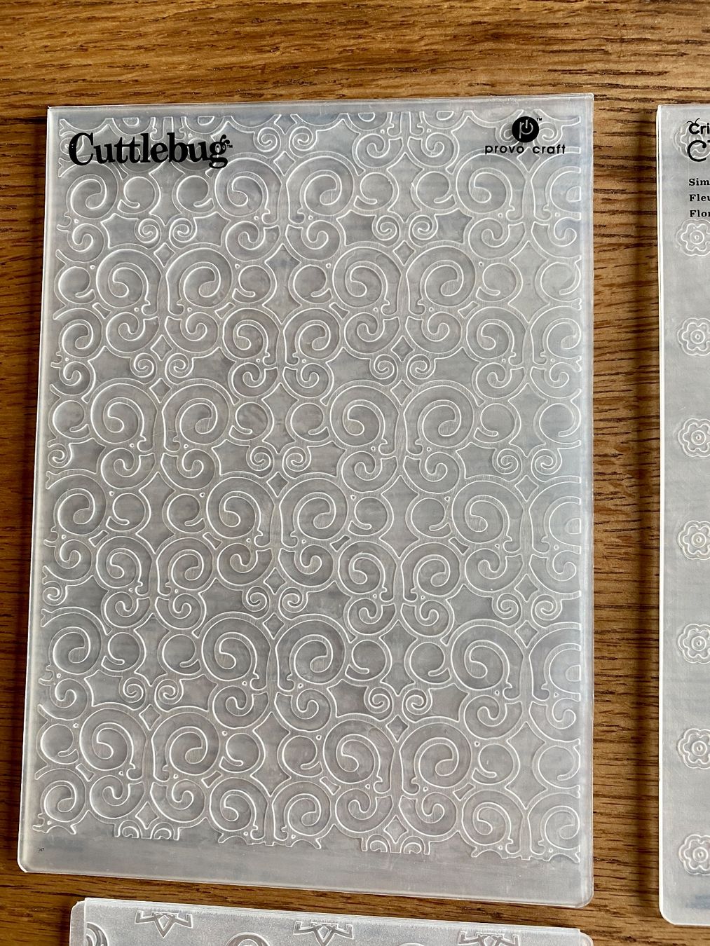 Schablonen: 4 Sizzix & Cuttlebug Embossing Folders Different Sizes – Gebraucht aus Dietlikon von Kitaa 1