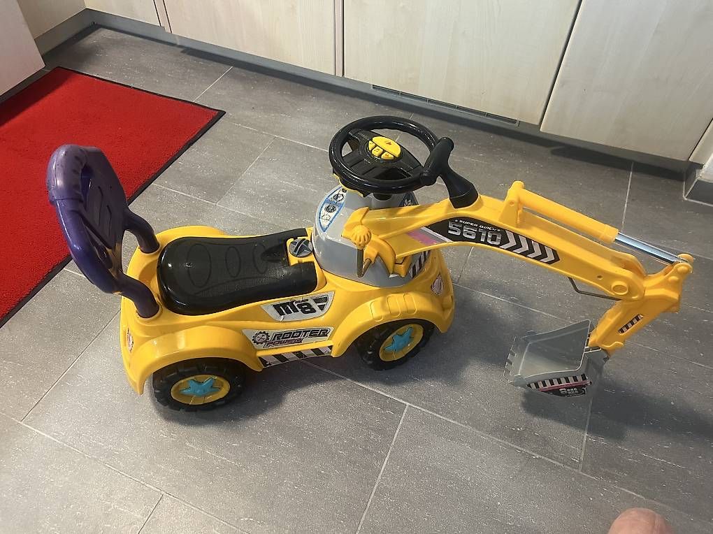 Bagger: Bagger Rooter power – Gebraucht aus Wetzikon ZH von MargarithaA