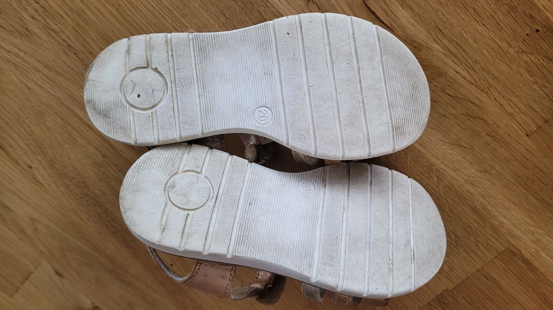 Scarpe per ragazze: Cupcake Sandalen, Grösse 26 – Usato da Uetendorf venduto da Heyhey3661 4
