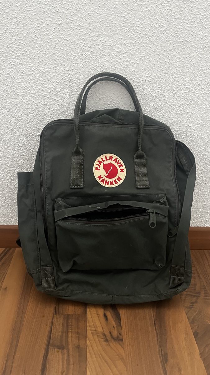 Zaini: Fjällraven Rucksack oliv – Usato da Breitenbach venduto da aya_w5x7