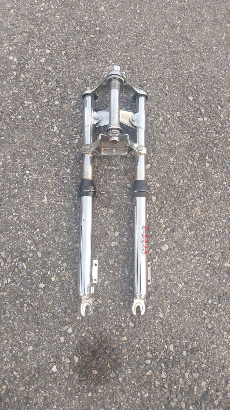 Puch Parti ricambio per ciclomotori: Fourche EBR chromée pour Maxi puch  – Usato da chatelaine venduto da the_l5wf 1