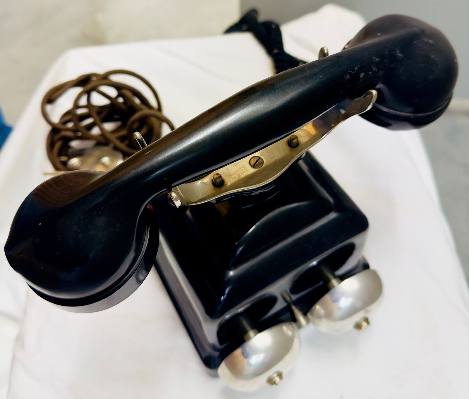Telefone: téléphone U43 universel 1943 - Universaltelefon U43 von 1943 – Gebraucht aus Biel/Bienne von Gatinha54 3