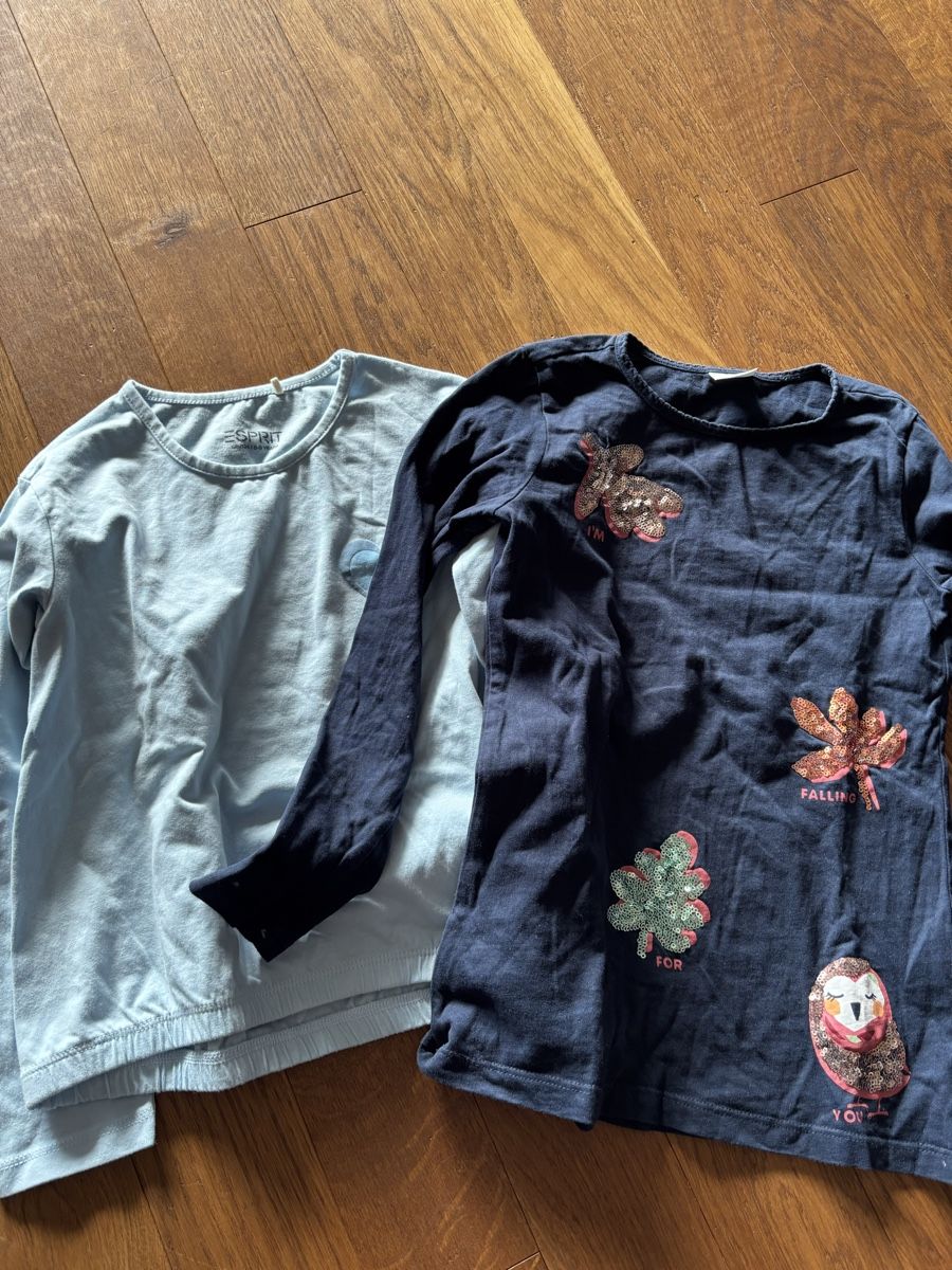Blusen, T-Shirts & Tops: Langarmshirt 128/134 – Gebraucht aus Buchrain von Ham2383