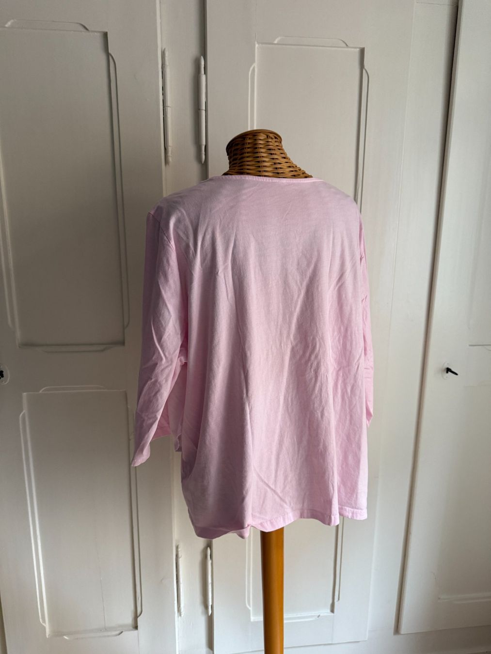 T-shirts: Layering Oberteil rosa-weiss L – D'occasion à Zürich par Diazaio 2