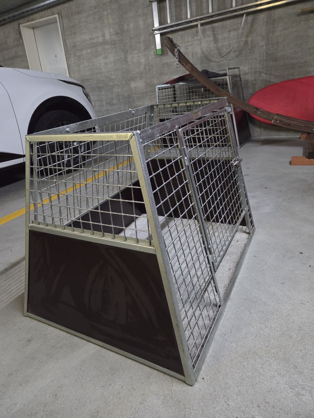 Gabbie, trasporto & Sicurezza: Mass-Hundeboxe der Marke Stöckli – Usato da Dübendorf venduto da Daroflu