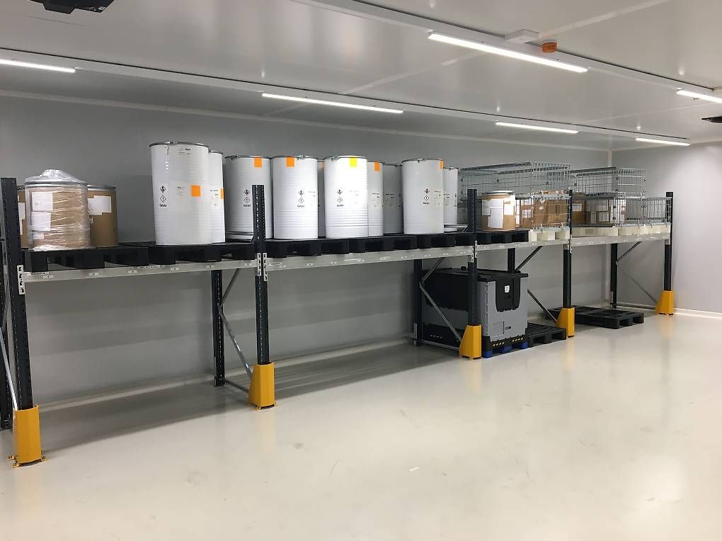Scaffali: Étagères - Rack pour palettes  – Usato da Renens VD venduto da aligrapefruit