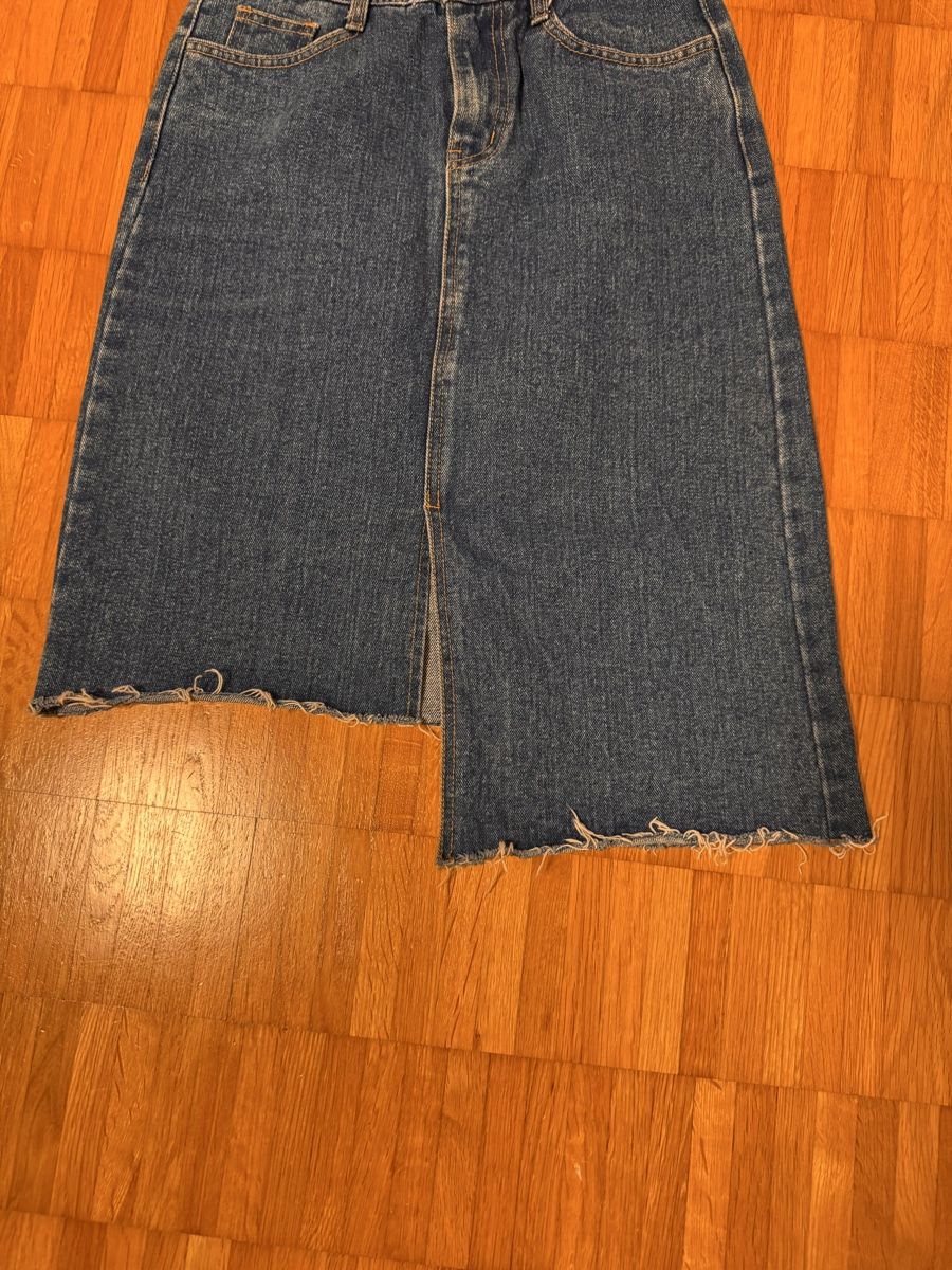 Röcke: Jeansrock Gr. 36, asymmetrisch, mit Schlitz – Gebraucht aus Jona von Good_luck1_ 3