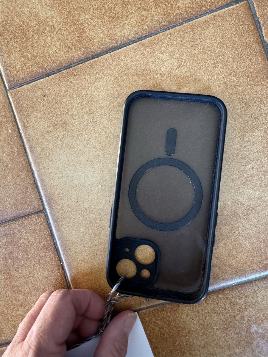 Cover & Protezioni schermo: Coque iPhone 14 Pro Max M doryan – Nuovo (secondo la descrizione) da Veyrier venduto da kimedovapa 1