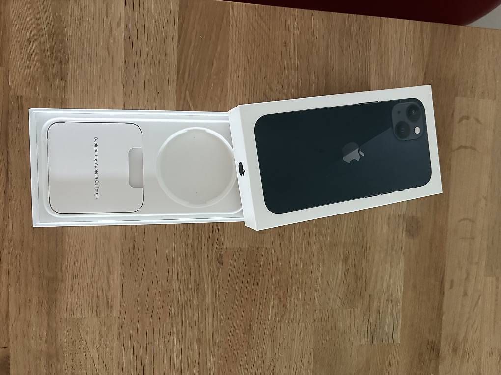 Portables: Apple Verpackungen – D'occasion à Therwil par OdvalaV2 1