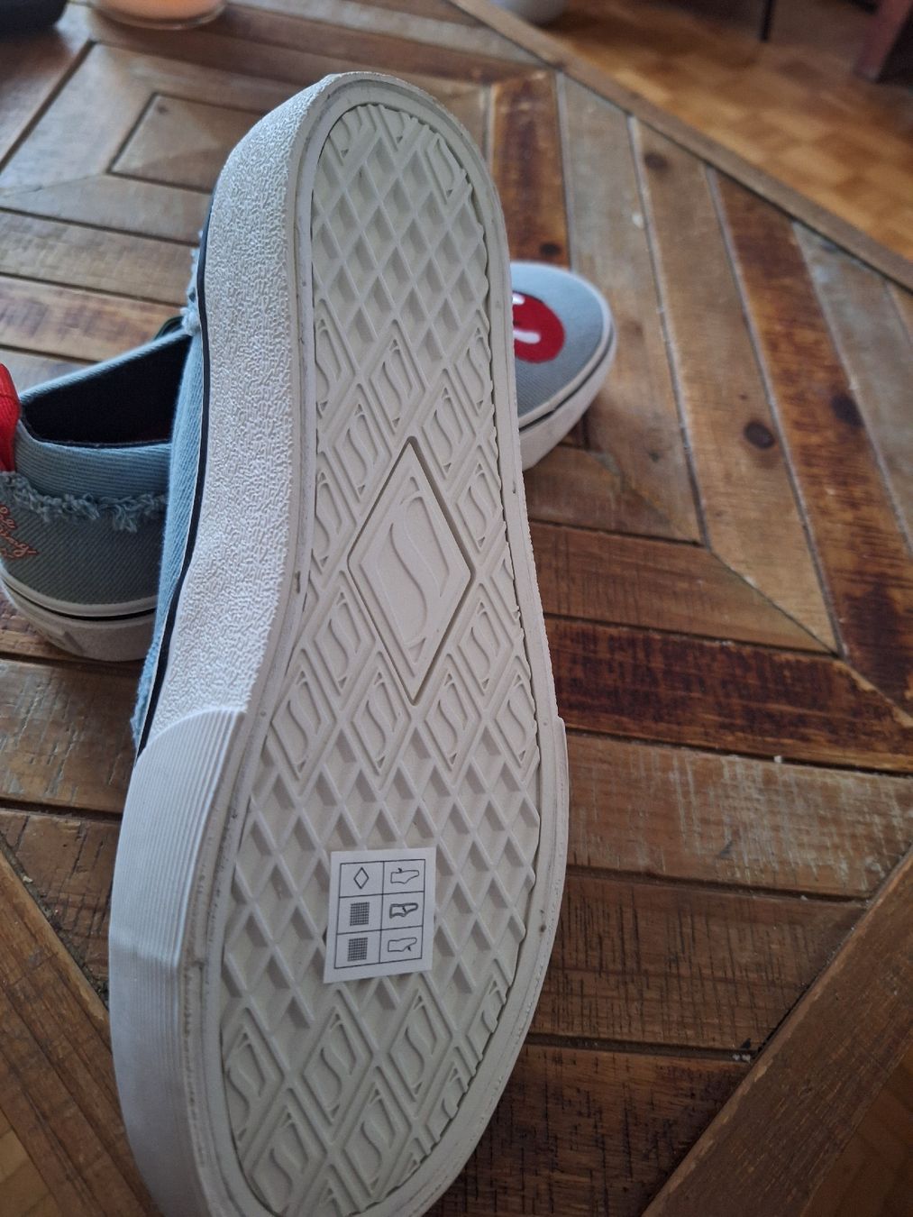 Skechers Scarpe da donna: Skechers – Nuovo (secondo la descrizione) da Fribourg venduto da car_6vvs 3