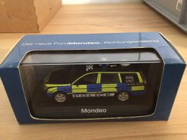 Modellauto Ford Mondeo (nr.28)