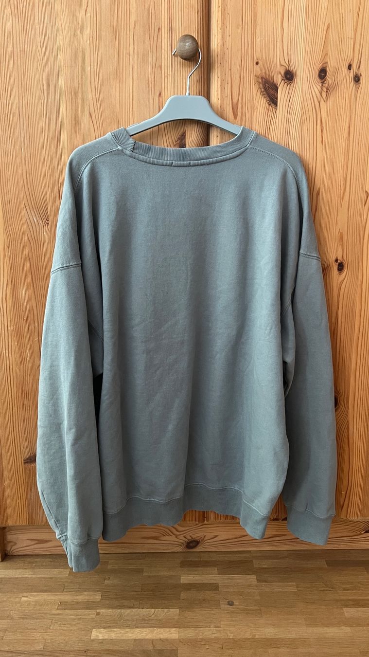 Pullover & Sweatshirts: Brandy Mellville Pullover – Gebraucht aus Bern von fra_6nbz 2