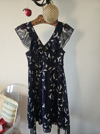 Sommerkleid dunkelblau mit Vögel
