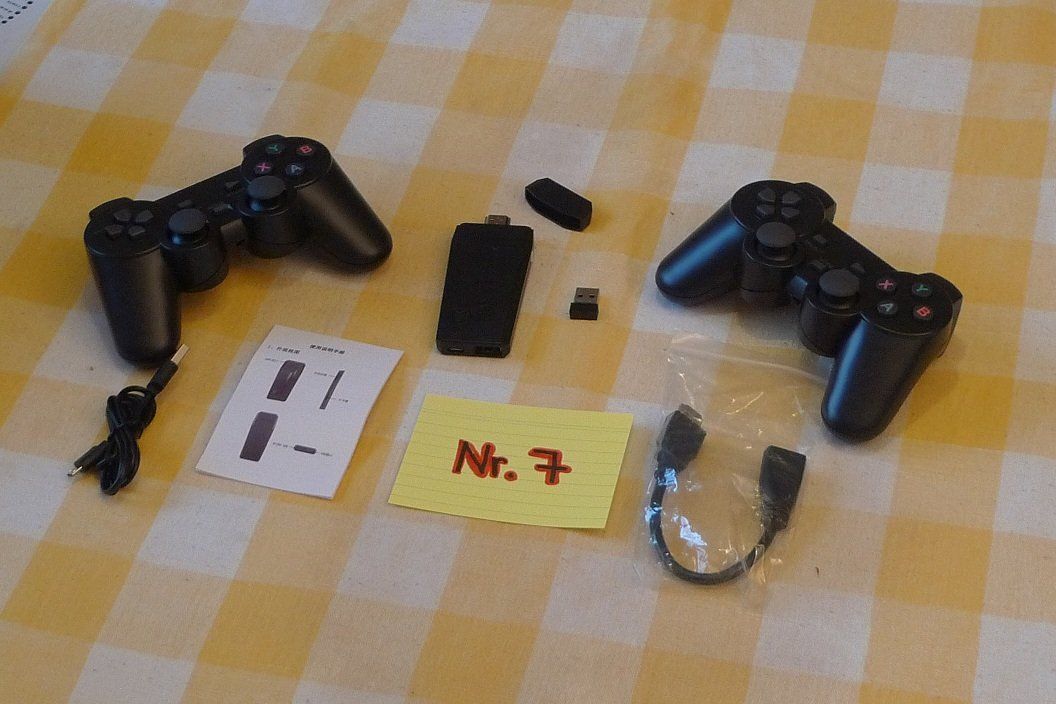 Console: Retro Spiele Konsole HDMI Plug Play TV Controller Set Nr.7 – Nuovo e nell'imballaggio originale da Bern venduto da bn1640