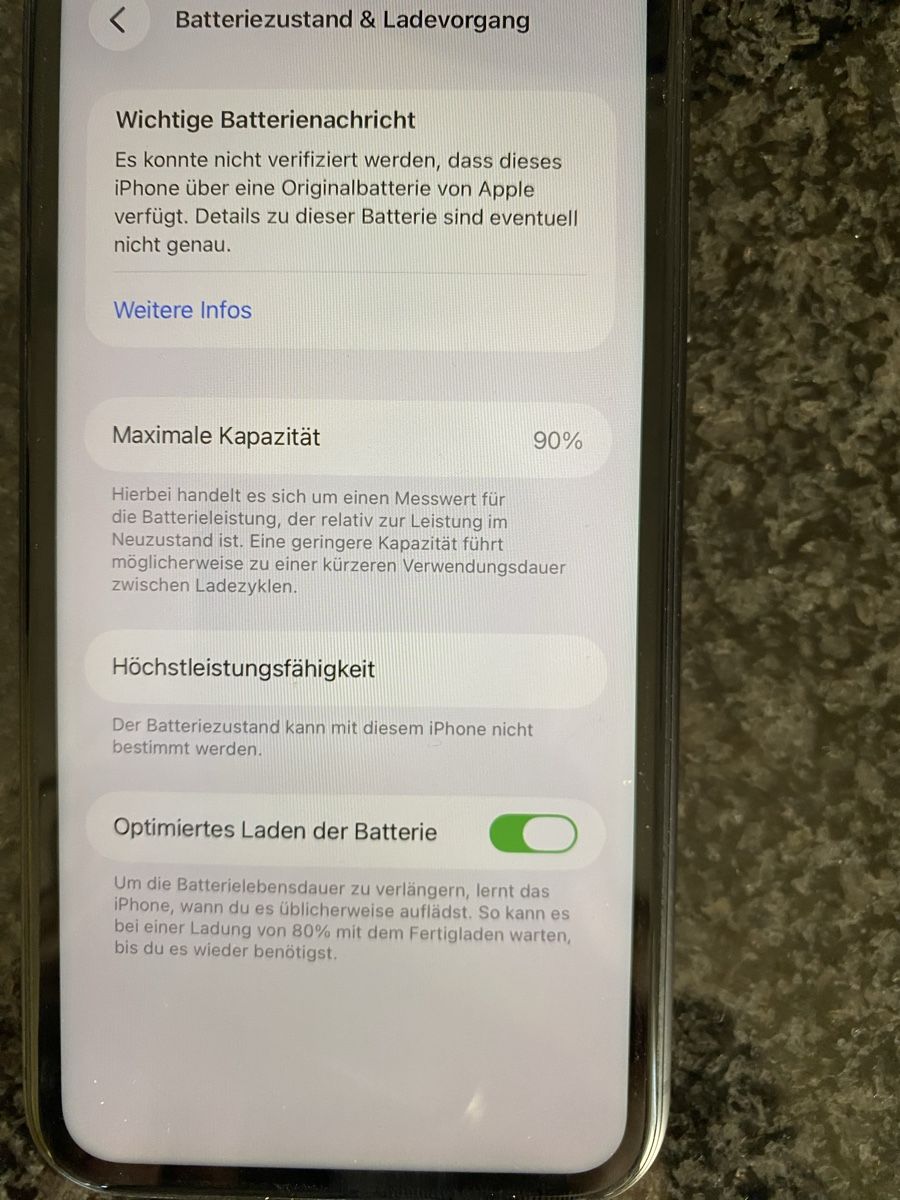 Apple Telefoni cellulari / Smartphones: iPhone 11 64GB schwarz  – Usato da Schmitten FR venduto da nkr_pn9b 5