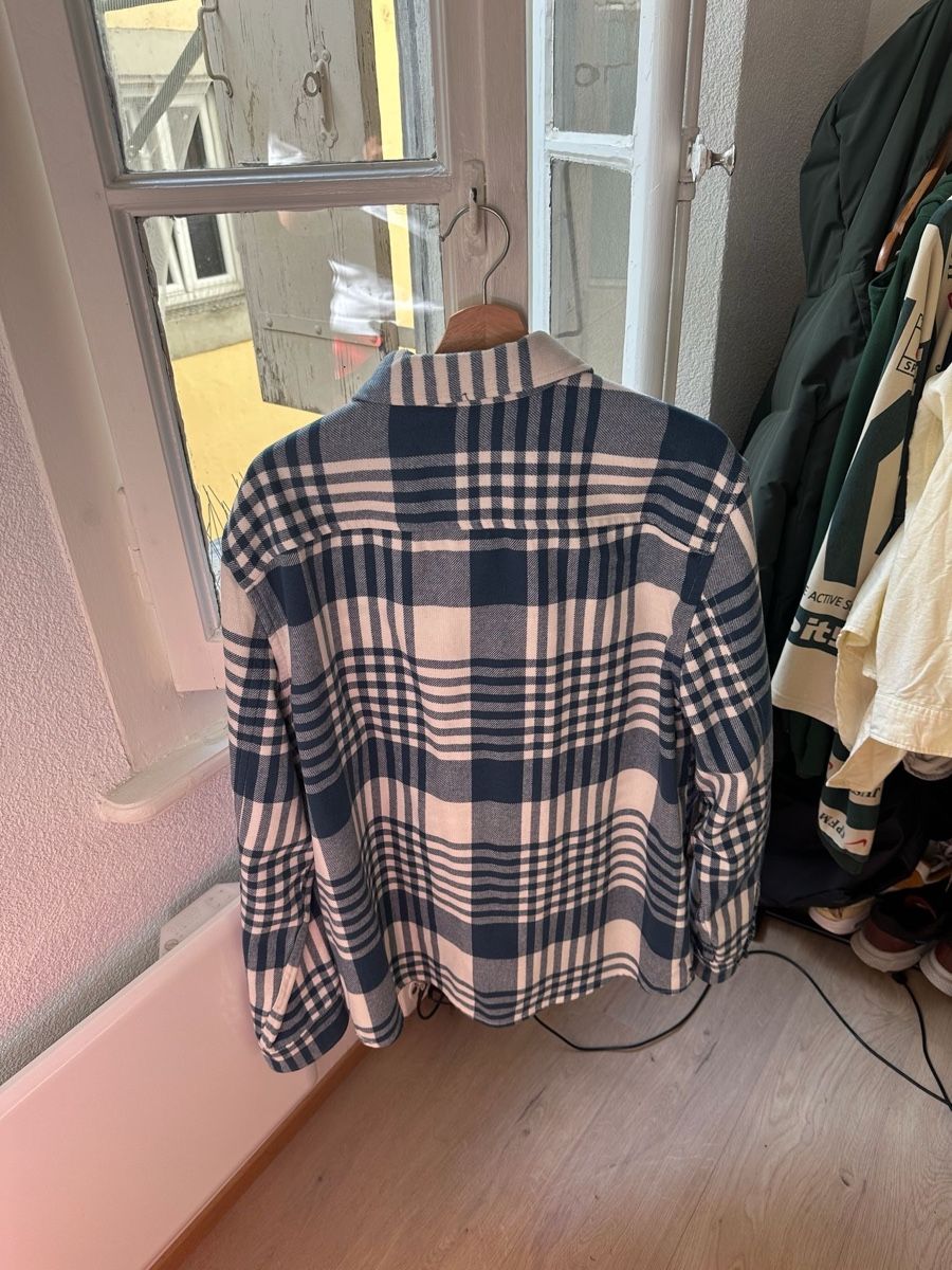 H&M Camicie: Chemise bleu à carreaux  – Nuovo (secondo la descrizione) da Morges venduto da pie_f8yp 2