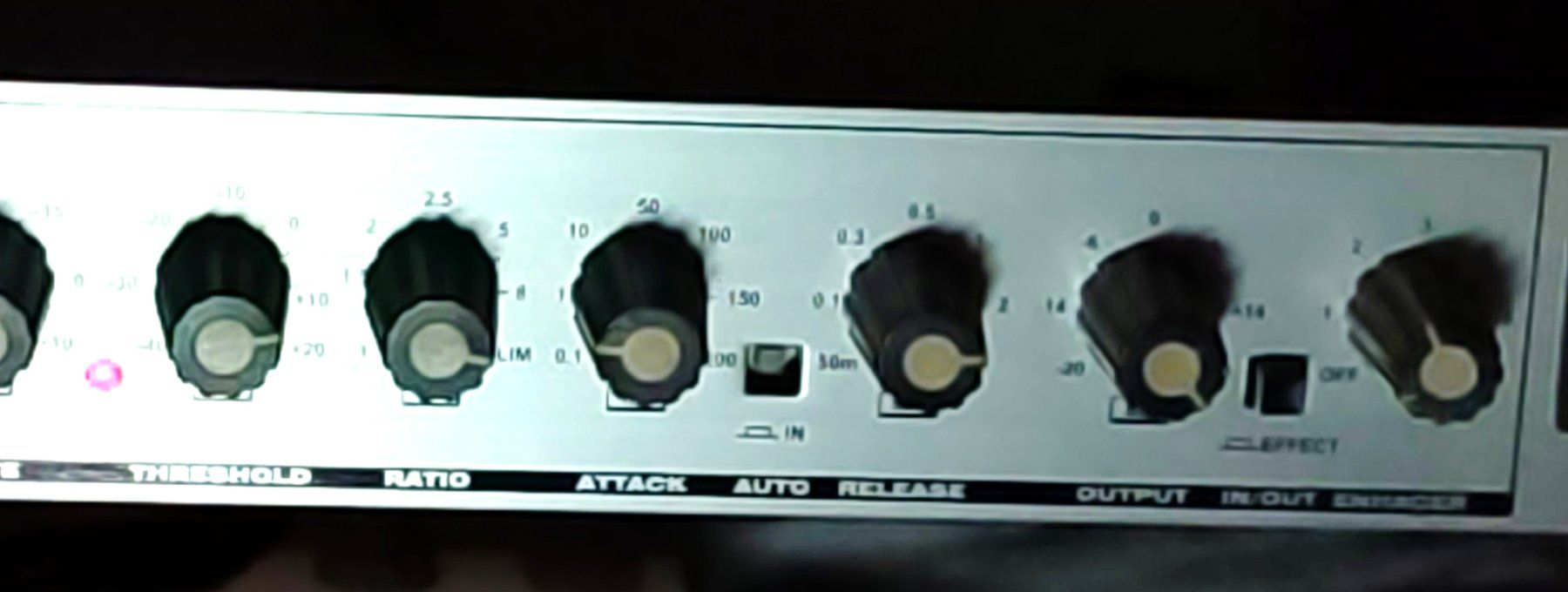 Strumenti musicali: Work Compressor Expander WEF3 – Usato da Zénauva venduto da Alois6 3