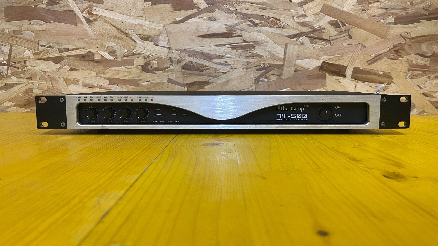 Amplificatori: the t.amp D4-500 Endstufe gebraucht – Usato da Ehrendingen venduto da Cyrilf99 1