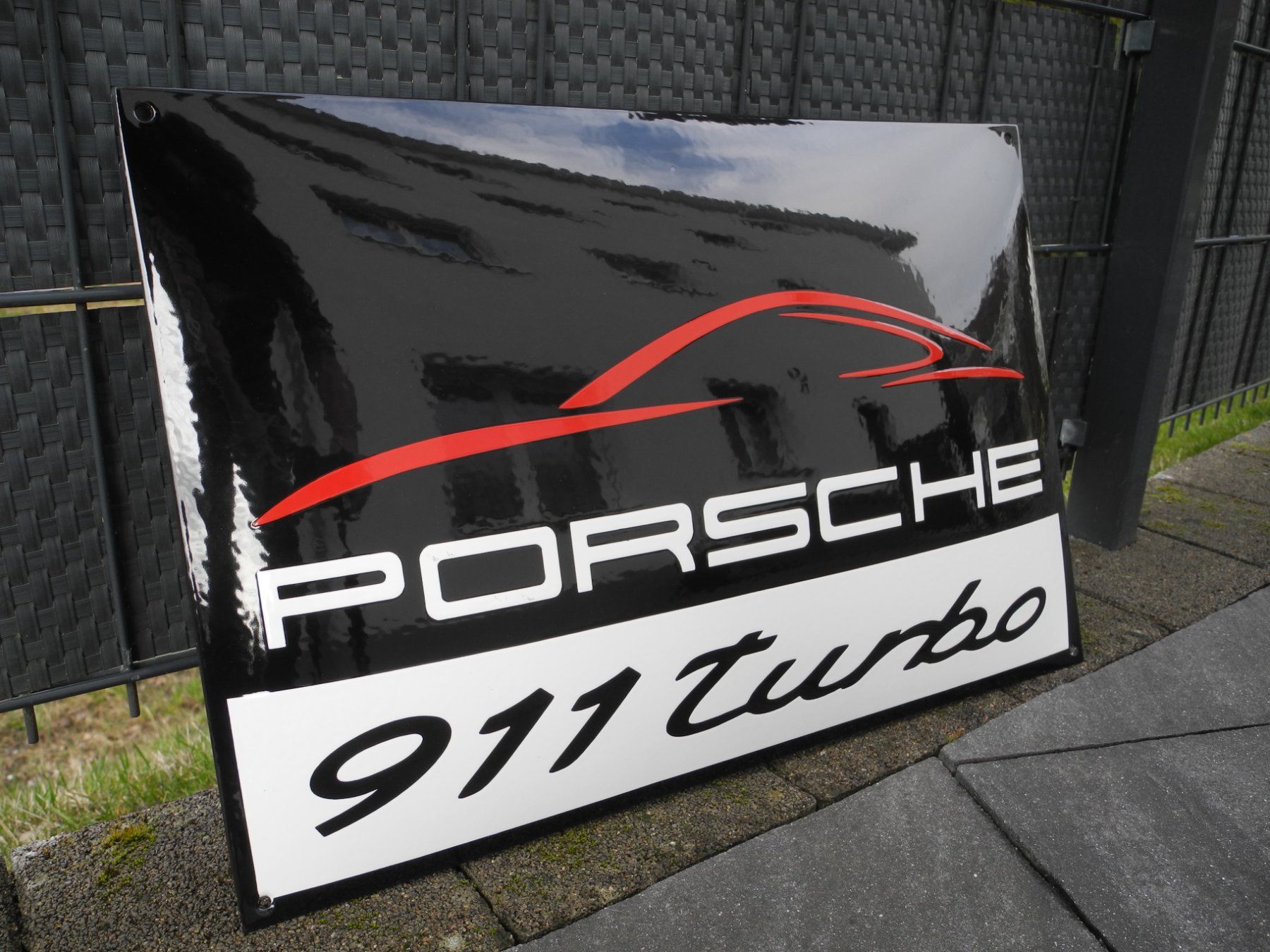 Porsche Insegne: PORSCHE 911 TURBO – Usato da Reinach AG venduto da Huckleberrysix 1