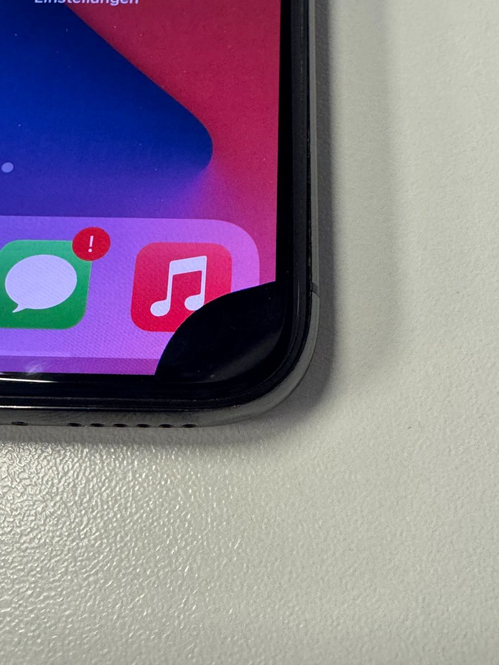 Apple Telefoni cellulari / Smartphones: Apple iPhone X, 64GB – Usato da Hombrechtikon venduto da SPS-Liquidationen 1