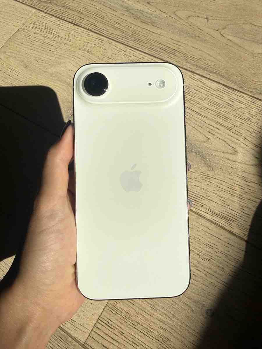 Apple Handys / Smartphones: Apple iPhone Air 512 GB – Gebraucht aus Collonge-Bellerive von kam_yv5x