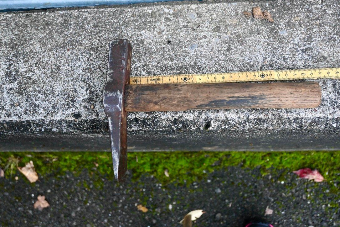 Tutti gli attrezzi: alter MAURER Hammer punziert 600 – Usato da Pfaffhausen venduto da mono_rec 4