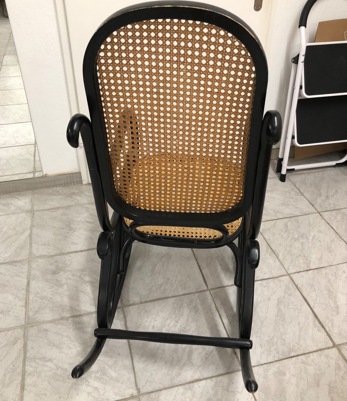 Thonet Sessel: Thonet Schaukelstuhl | TOP Zustand – Gebraucht aus Suhr von twt_gb7n 6
