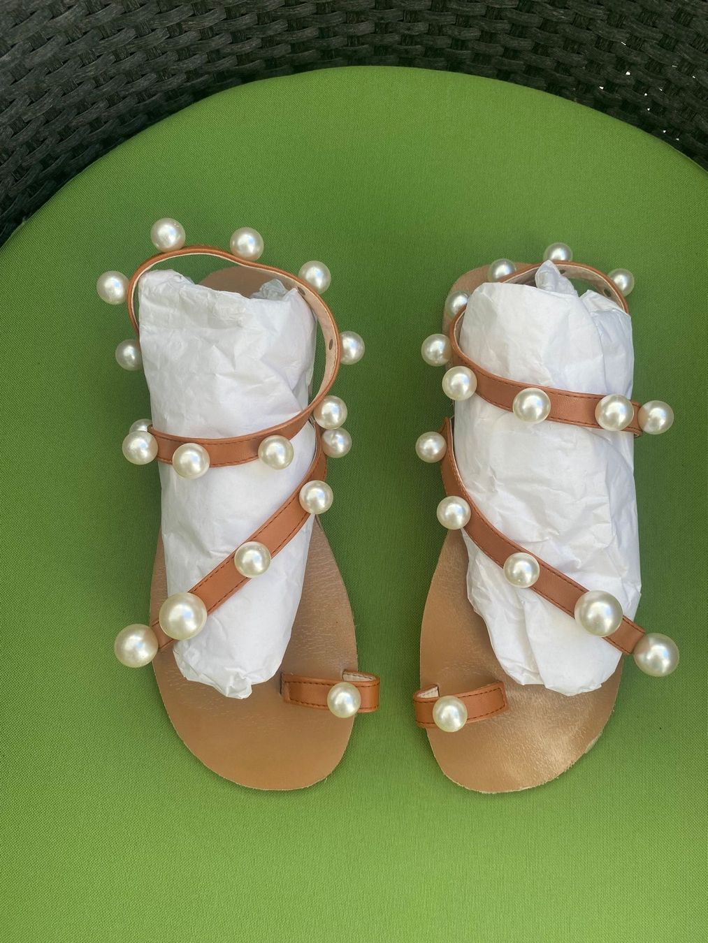 Scarpe da donna: SUMMERTIME - stylische Flip-Flops mit Perlen, braun, 38 – Usato da Winkel venduto da ferrari2022 1