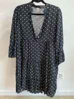 Jolie robe noire à pois taille L neuve avec étiquette