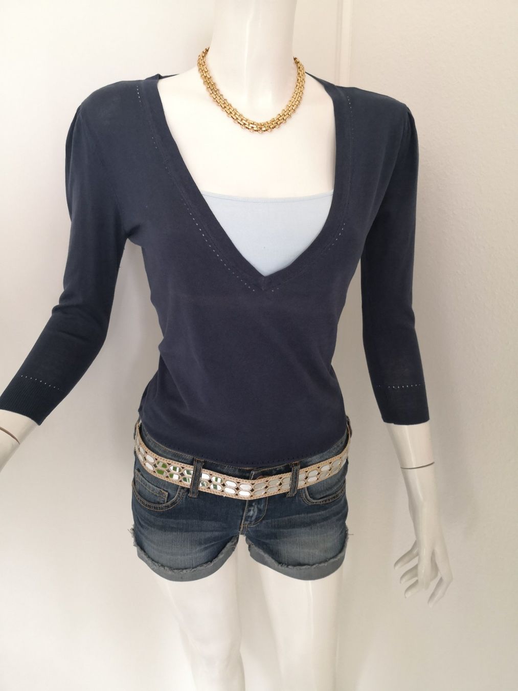 Mango Pullover & Sweatshirts: 🤩2 STK: MANGO STRICK-PULLOVER DUNKELBLAU SEIDE & TOP BLAU – Gebraucht aus Olten von Naja-Twins-Twins 1