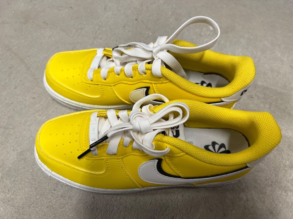 Nike air force one gelb online