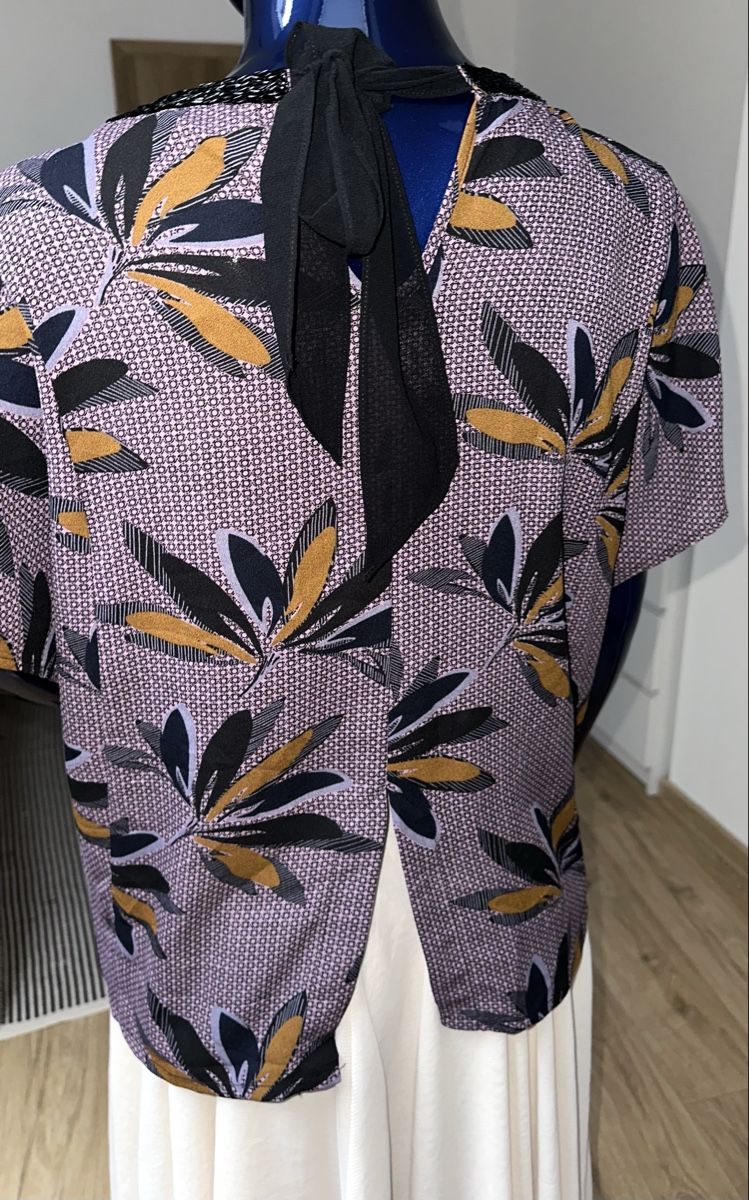Essentiel Antwerp Camicette: ESSENTIEL ANTWERP BLUSE GR. 38 neuwertig – Nuovo (secondo la descrizione) da Unteraegeri venduto da MH203 6