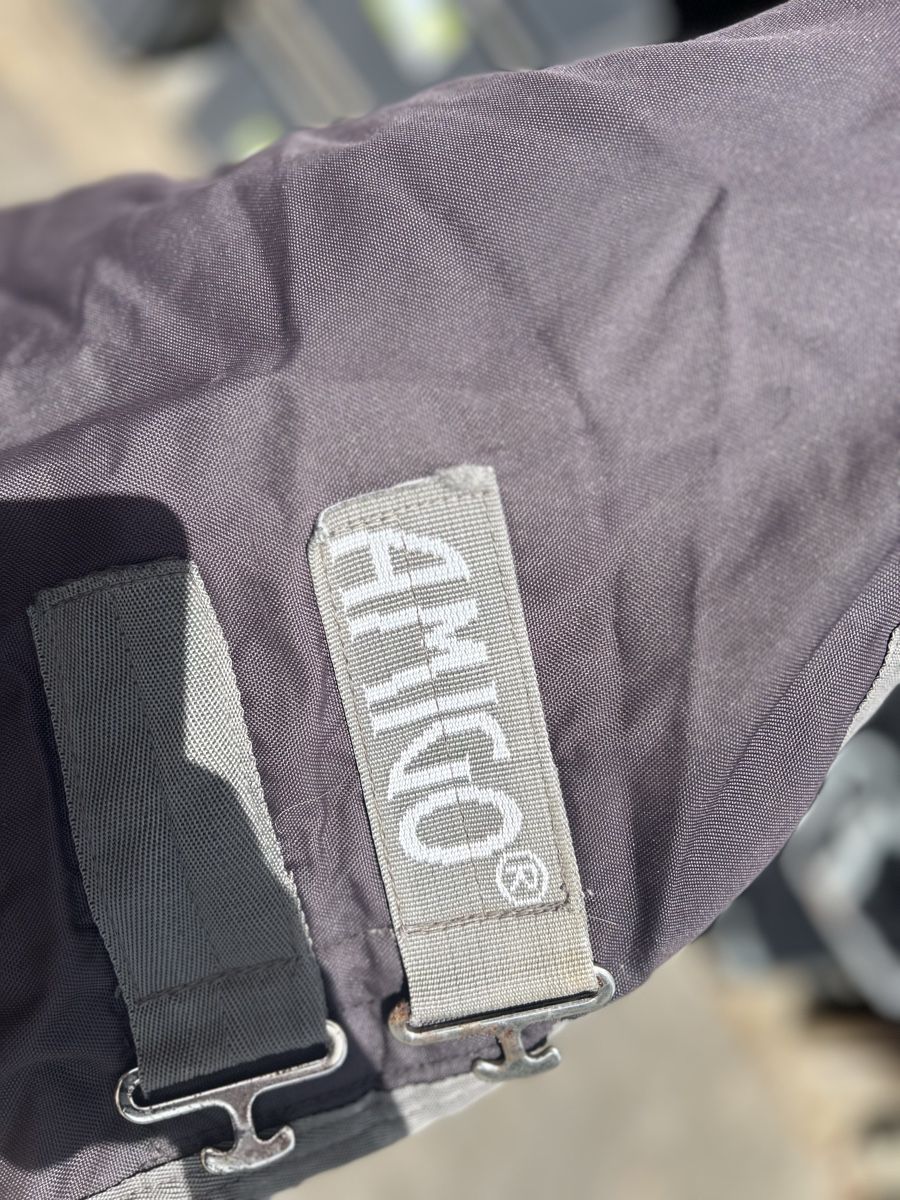 Coperte: Amigo 90cm Pferdedecke Regendecke Sommer / – Usato da Villmergen venduto da Walkuere0 1
