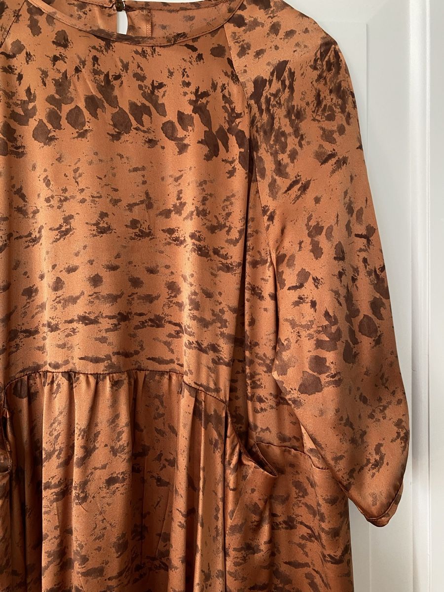 Ensoie Vestiti: Ensoie Kleid aus Seide NEU – Nuovo e nell'imballaggio originale da Zürich venduto da Lauraflor 1