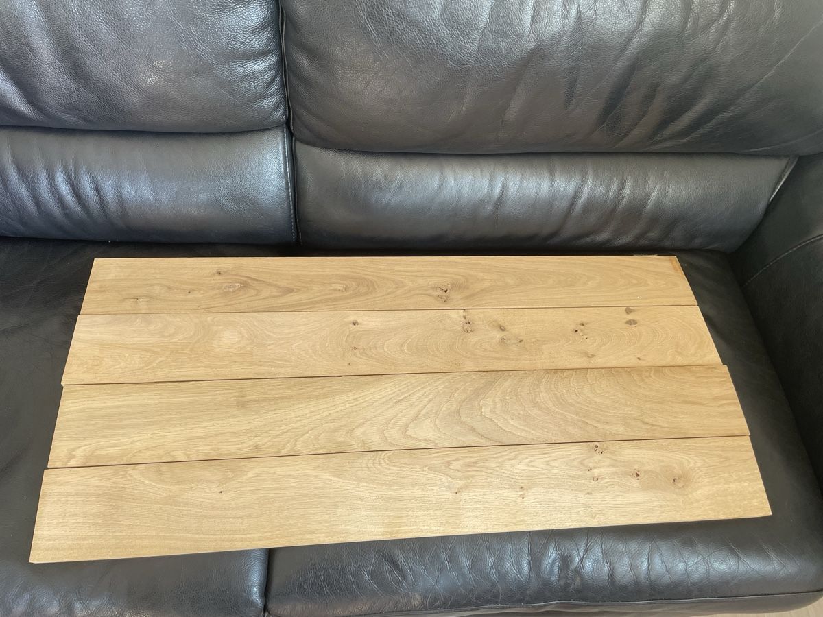 Holzartikel: 4 Eichenbretter gehobelt L.100cm B.11.5 cm – Neu und originalverpackt aus Oberwil BL von Nileferd