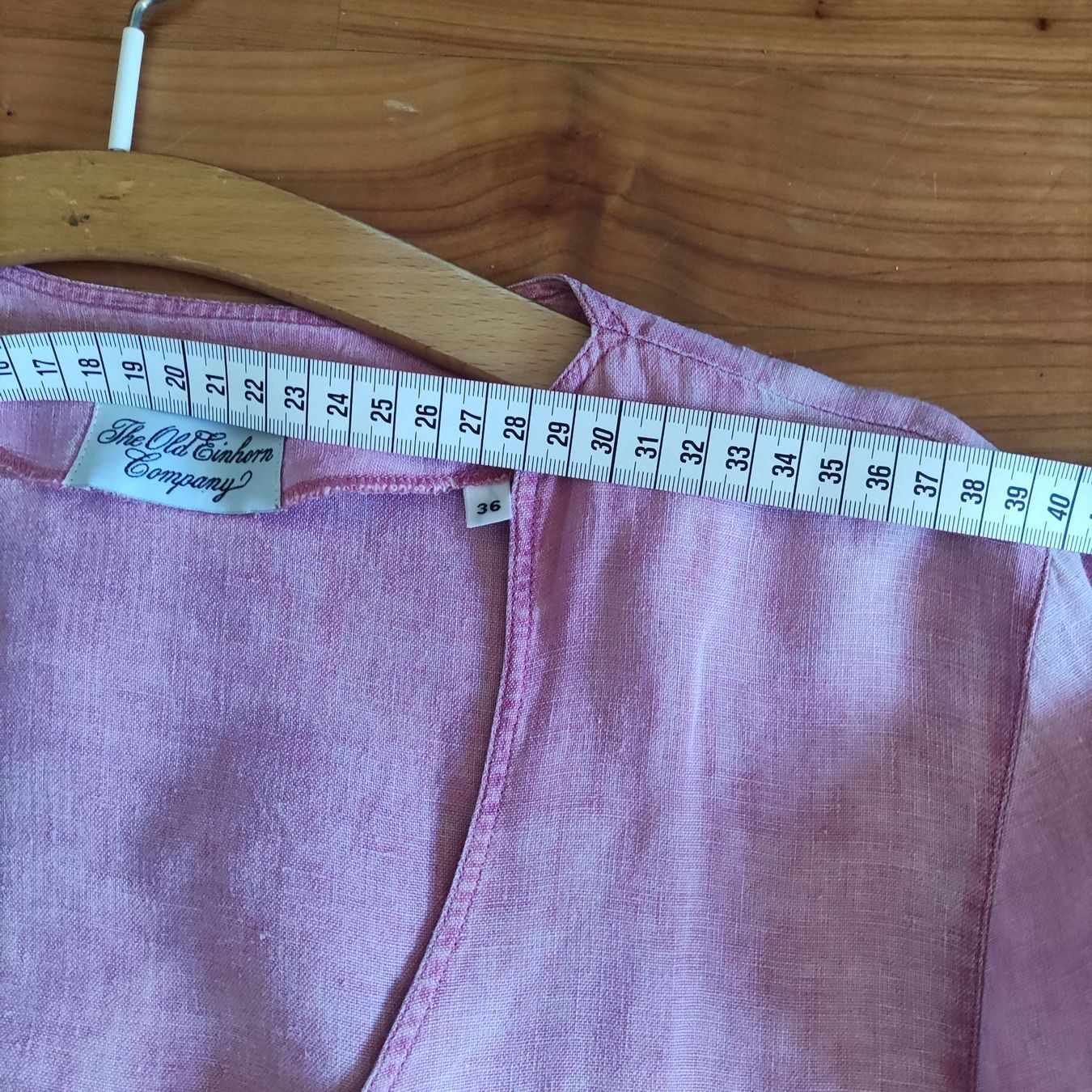 Camicette: Einhorn angenehme leichte Leinen Bluse mit Perlmutknöpfen – Usato da Solothurn venduto da Csw1 5