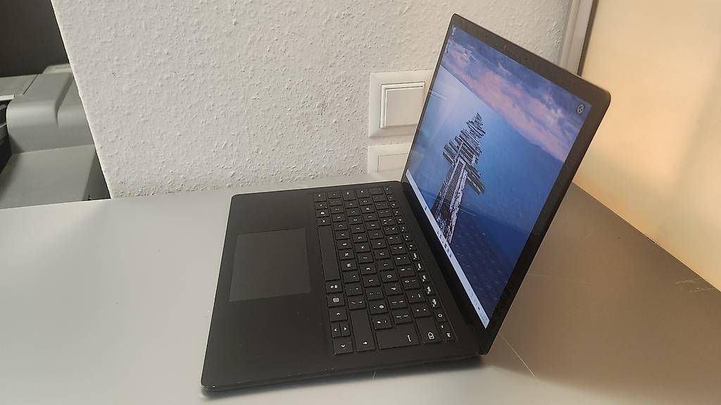 Notebooks: Microsoft Surface 1863" Ecran tactile 13" Intel Core i7  – Gebraucht aus Donneloye von ire_767q 1
