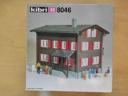 Chalet-Haus 2-stöckig "Oberwald", Bausatz von Kibri H0