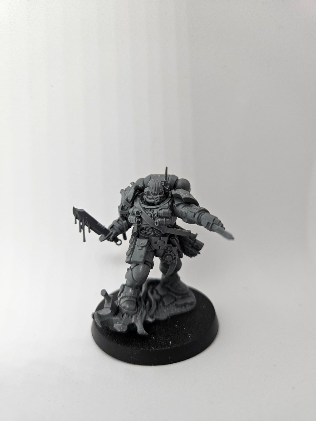 Modellbausätze & Standmodelle: Warhammer 40k Space Marines Lieutenant with Combi-Weapon – Gebraucht aus Bévilard von