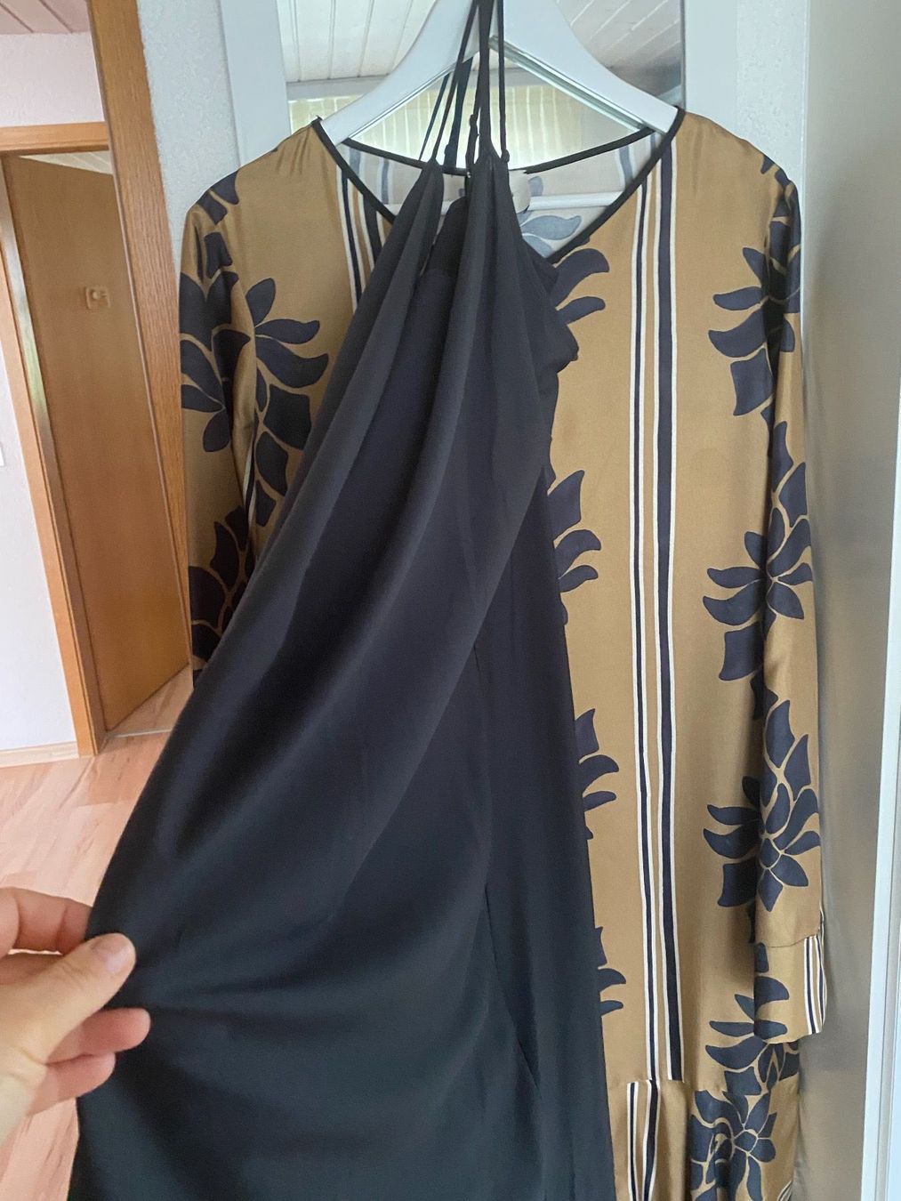 Vestiti: Kleid aus Seide – Nuovo (secondo la descrizione) da Subingen venduto da terli 4