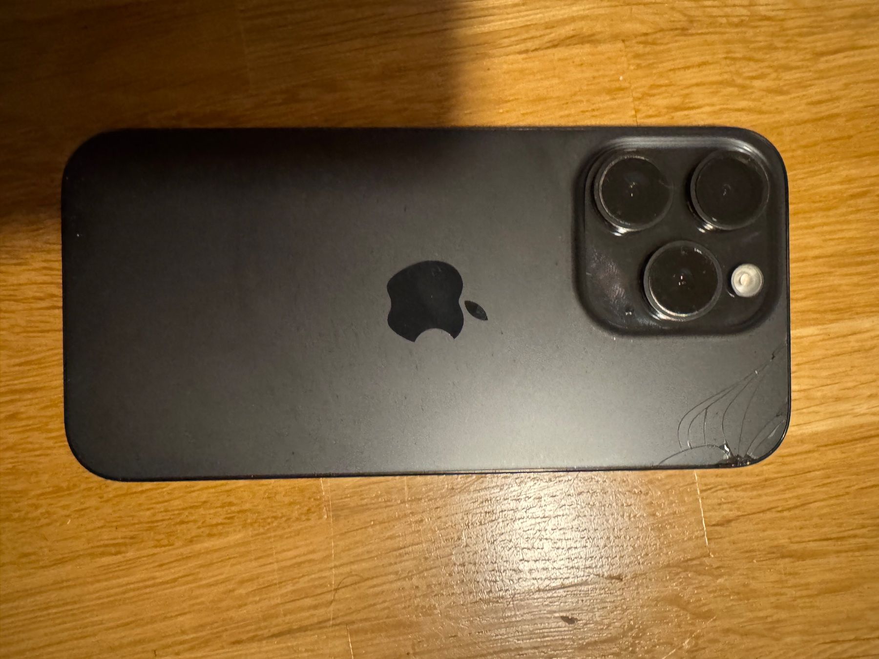 Apple Handys / Smartphones: iPhone 15 Pro – Gebraucht aus Einsiedeln von MarcG1 1