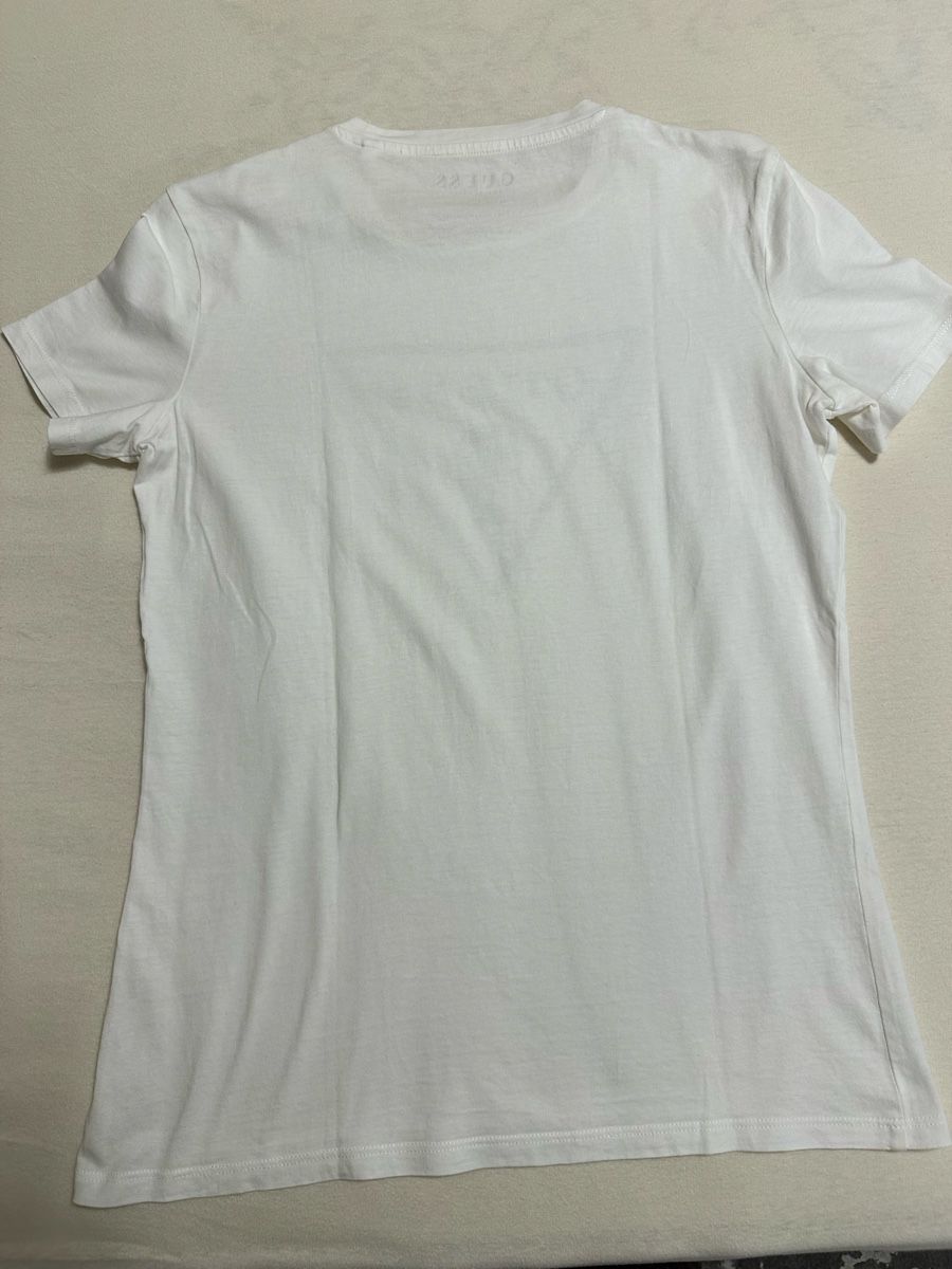 Guess T-shirt: Guess Damen T-Shirt Gr:M – Usato da Sevelen venduto da Stopglobal. 3