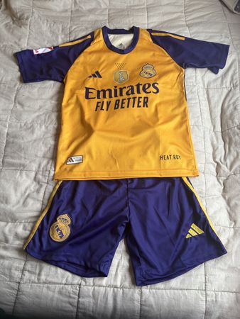 Replica Real Madrid Frussball Trikot “Vinicius Jr” Gr.164