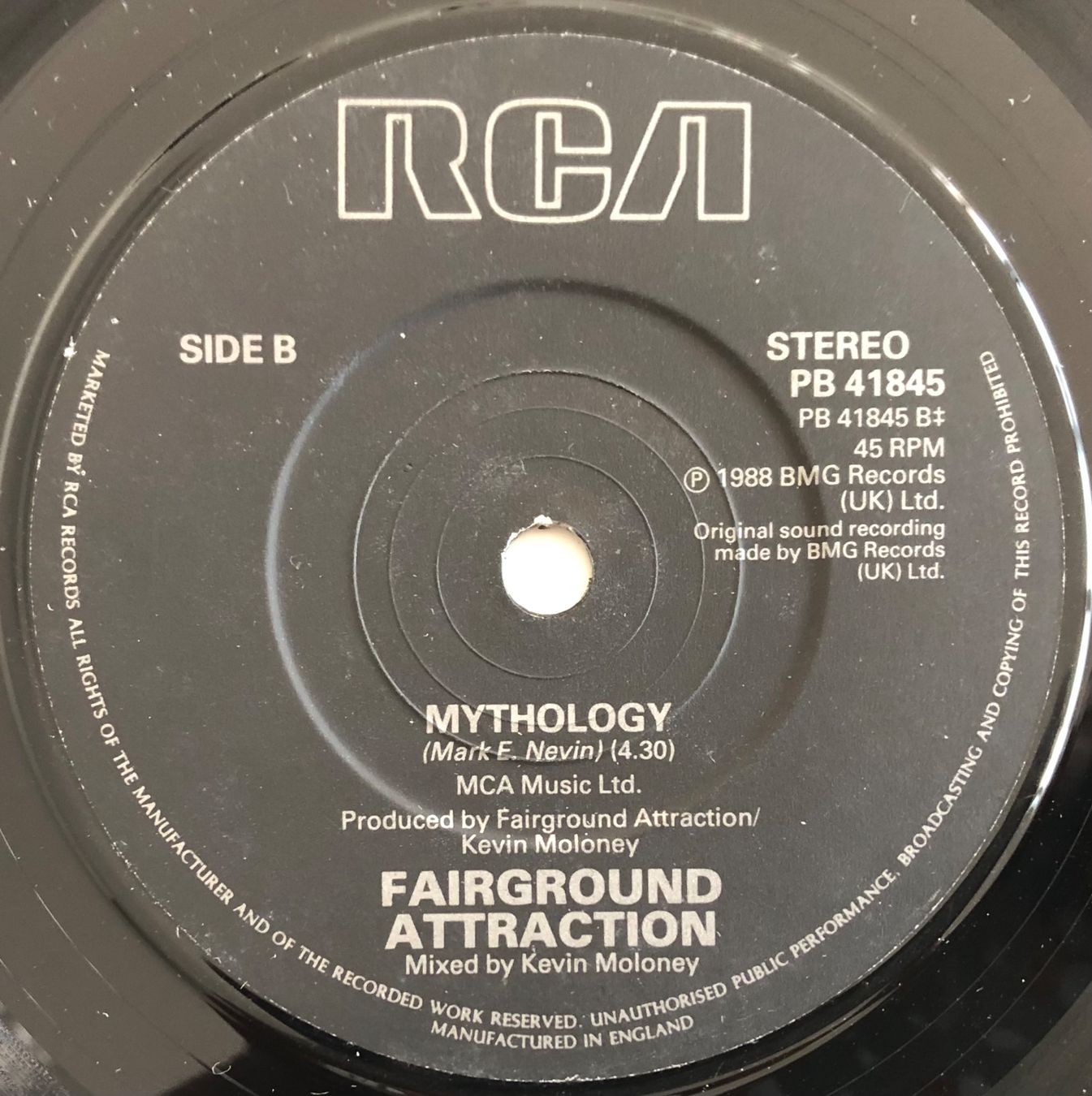 Dischi in vinile: FAIRGROUND ATTRACTION - PERFECT – Usato da Poliez-Pittet venduto da Newtown-Records 2