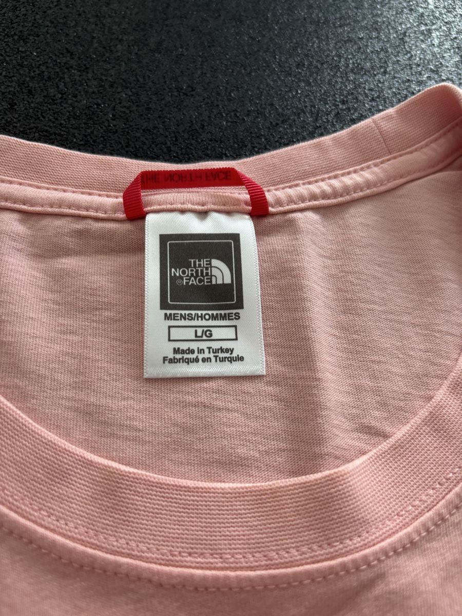 North Face T-shirt: The North Face T-Shirt, L, rosa – Usato da Niederwangen BE venduto da V.Fernandes 1