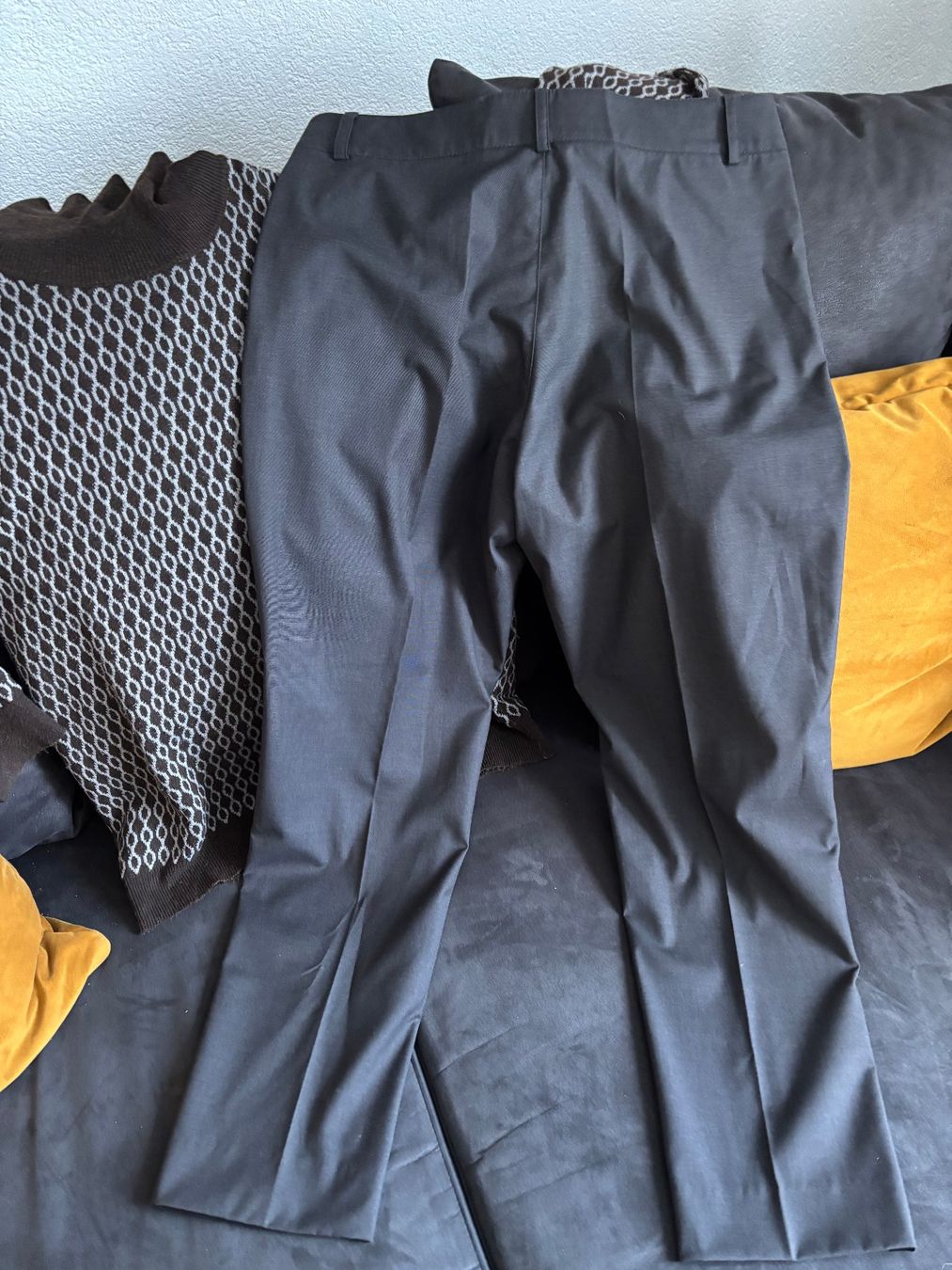 Hosen: JUNONA Stoffhose neuwertig – Neu (gemäss Beschreibung) aus Merishausen von yourdream 1