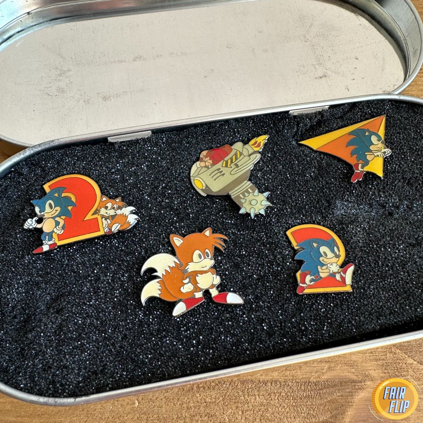 Placchette & Badge: Sonic the Hedgehog Pin Set Vintage SEGA – Usato da Luzern venduto da fairflip