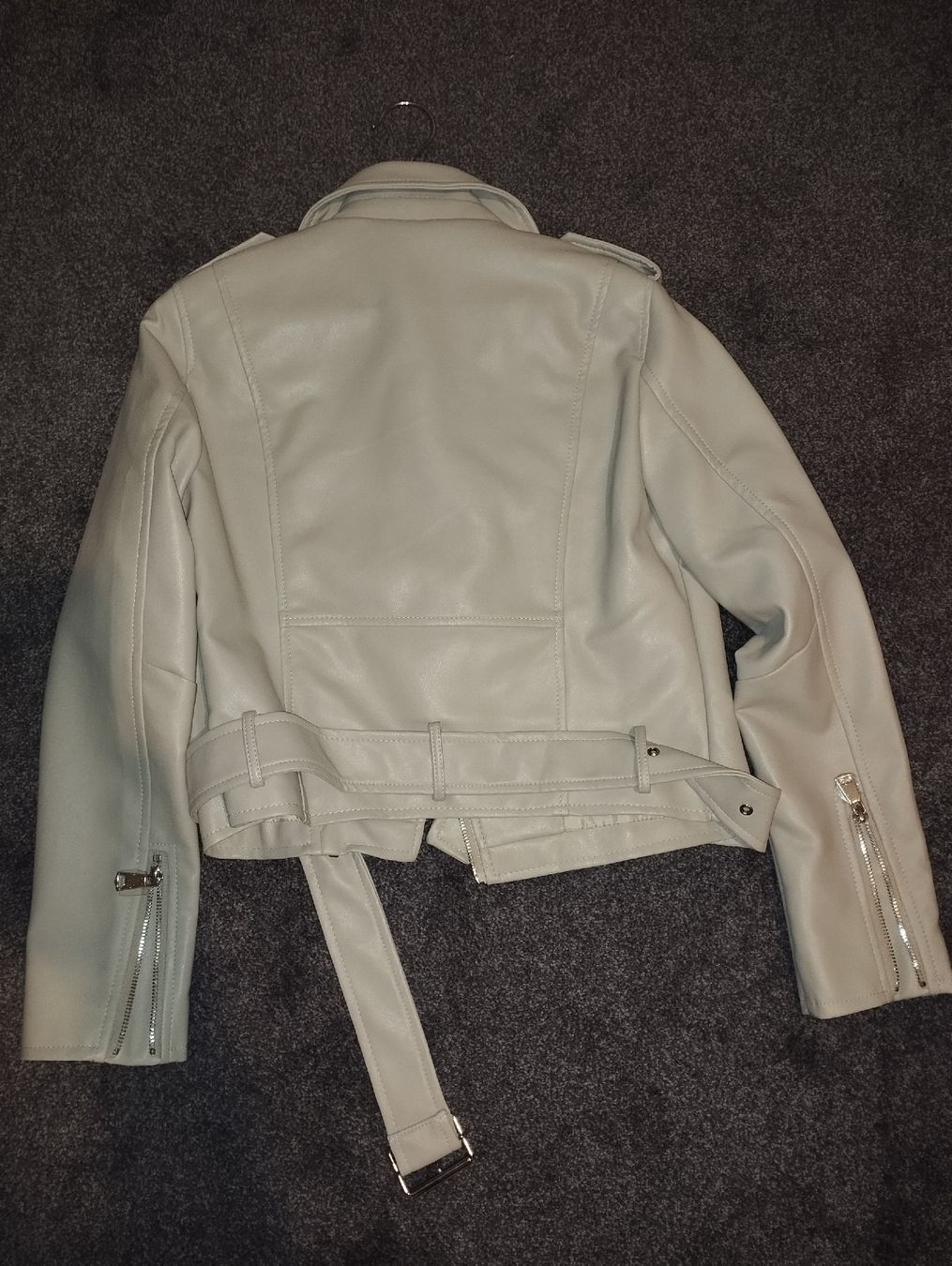 Jacken: Stylish Cream Faux Leather Jacket S – Neu (gemäss Beschreibung) aus MONTHEY von Tibobo 1